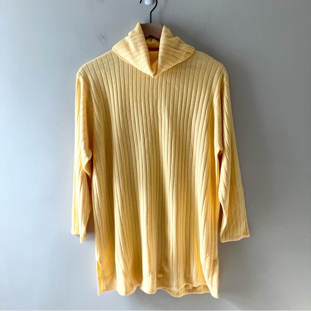 VINTAGE Ribbed Turtleneck Tunic
